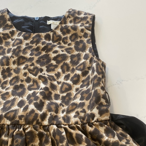 Beautiful leopard print, lined party dress. Girls size 6 - Picture 2 of 8